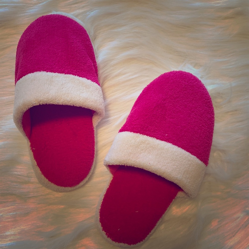 Slippers nwot